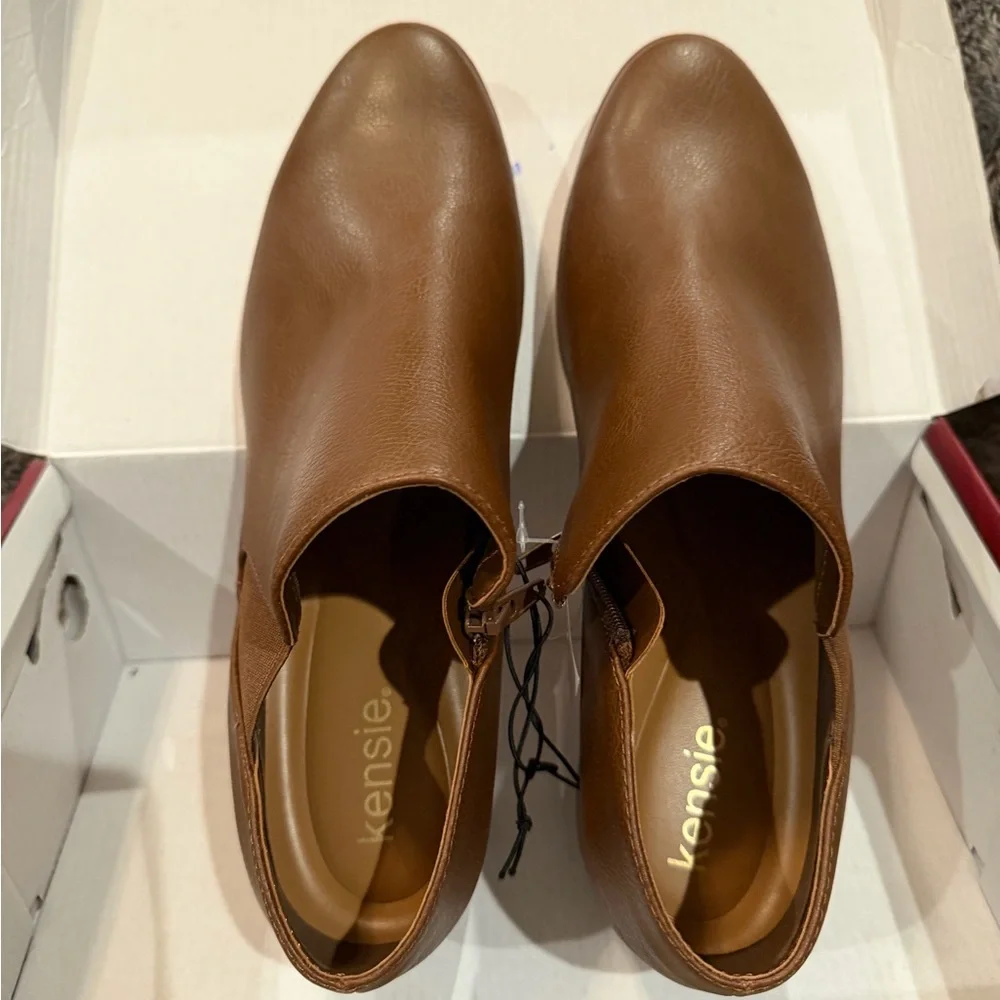 NWT Kensie Tan Leather Women’s Boots